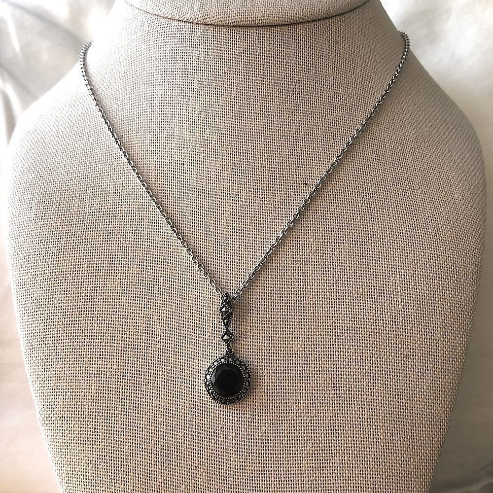 JUDITH JACK Onyx Marcasite Round Pendant and Sterling Silver 925 Necklace